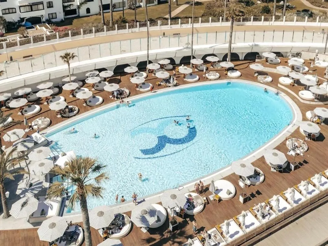 Sea Front Apartment In Puerto Banus Marbella Spain